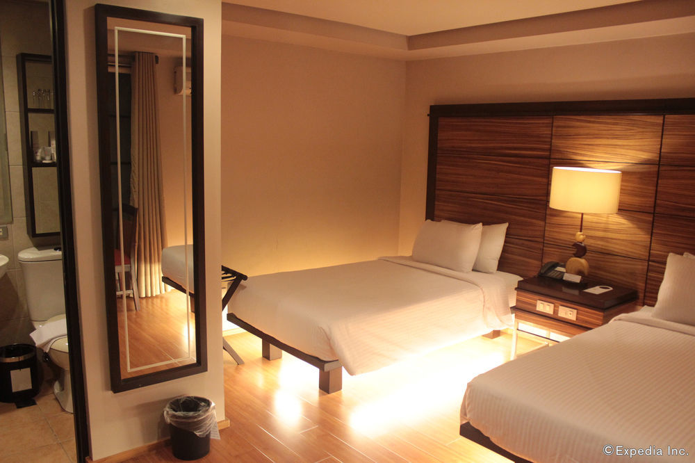Soleste Suites Quezon City Dış mekan fotoğraf