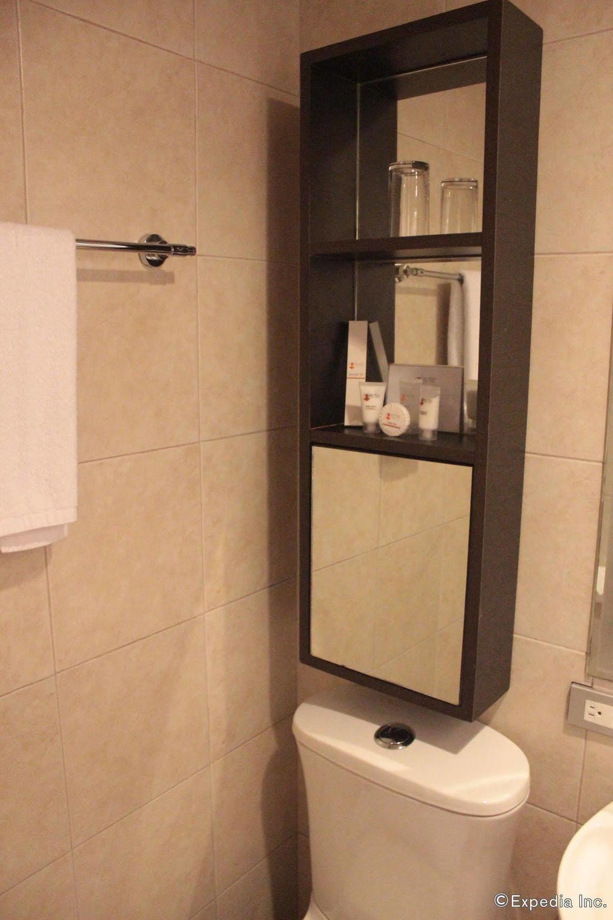 Soleste Suites Quezon City Dış mekan fotoğraf